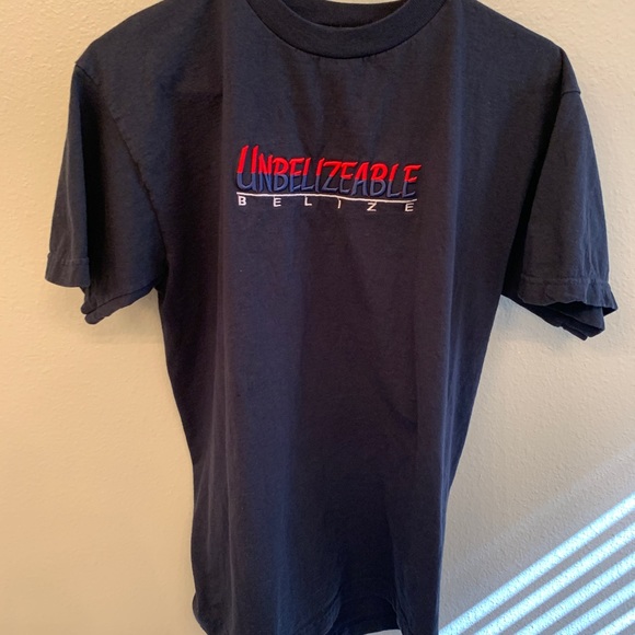 All vintage medium shirts, barely worn. Maximum 5 times for each. All $4.99 - Picture 5 of 16